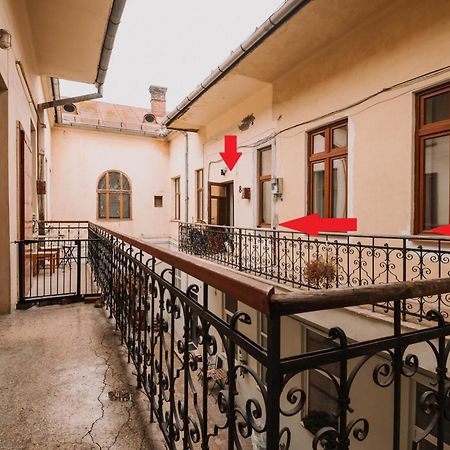 Old Town Central Apartment Cluj-Napoca Luaran gambar